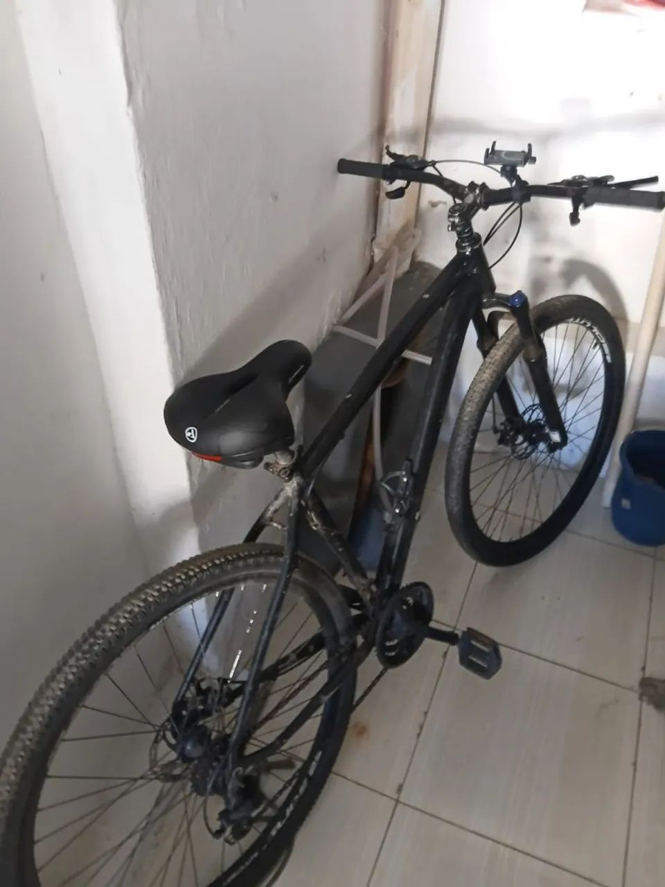 Bicicleta aro 29 pra vende - Foto 2