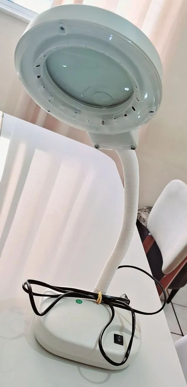 Lupa Articulada de mesa com Luz Led - Foto 3
