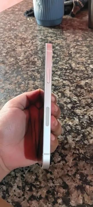 Vendo IPHONE 12 normal  - Foto 4