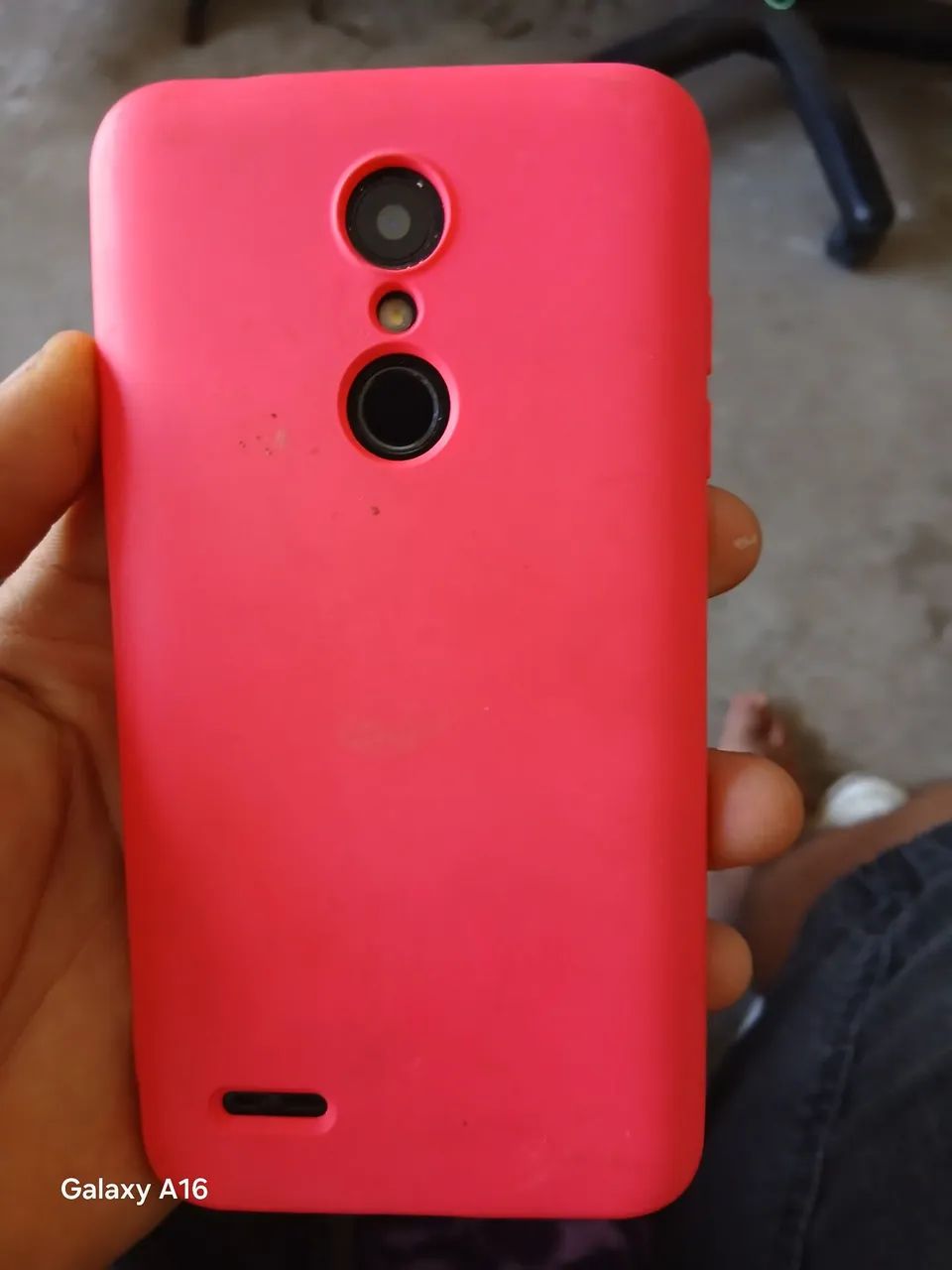 Lg k11 plus, funcionando perfeitamente, mais so funciona a metade da tela - Foto 2