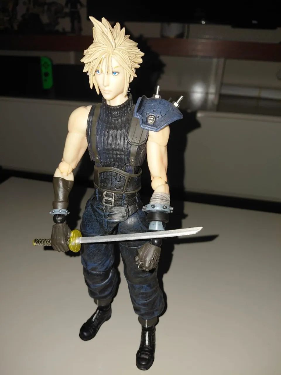 boneco cloud strife final fantasy vii remake - Foto 4