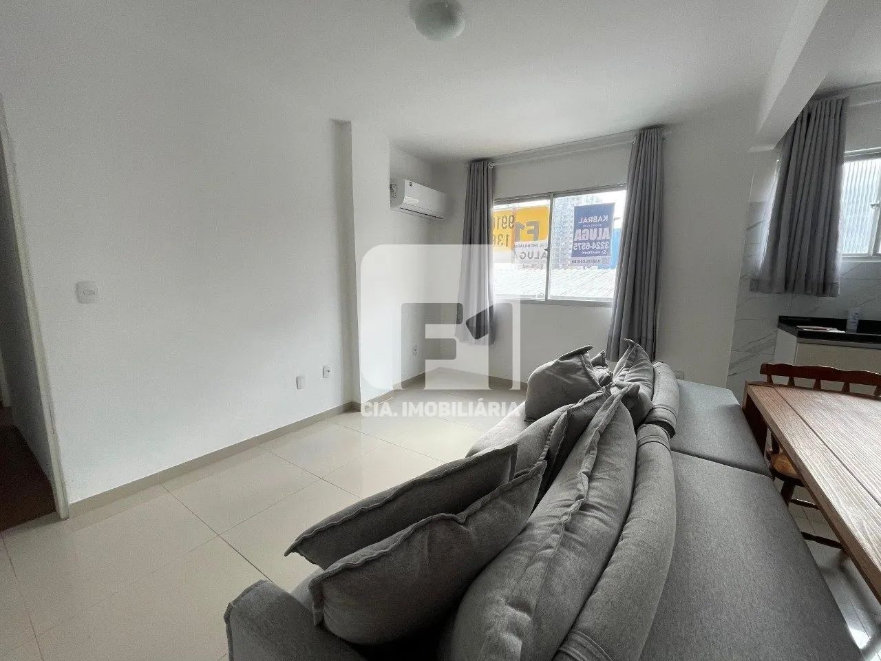 Apartamento de 2 dormitórios à venda no Centro - Foto 4