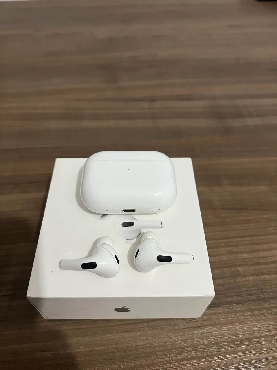 AirPods pro 第2世代　fkd_yu AirPods Pro (2ª geração) com estojo de recarga MagSafe (USB-C
