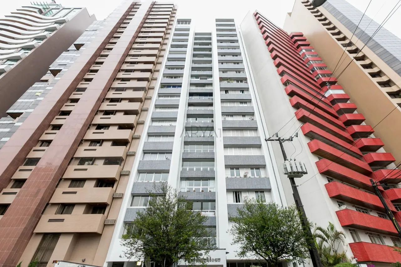 Apartamento à venda no Batel ARYA1