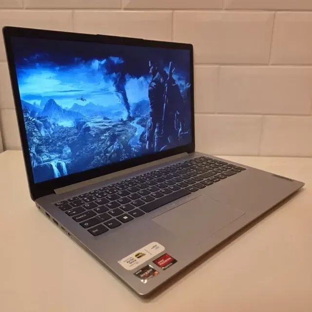 Notebook Lenovo Ryzen 5 7520U - 8Gb Ram - SSD - Foto 3