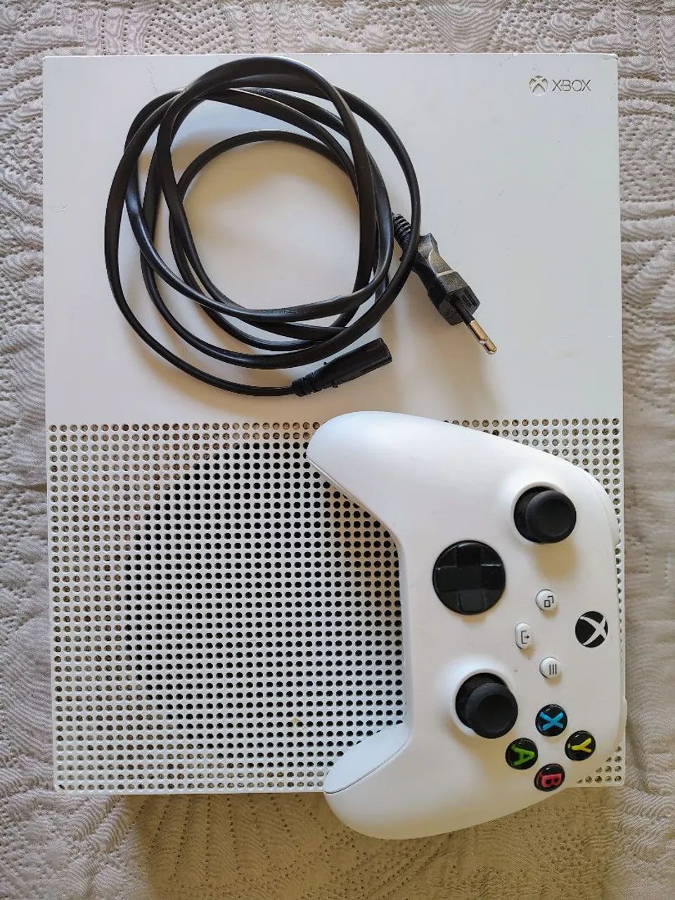 Xbox One S 512Gb + 1 Controle + Cabos - Funcionando Perfeitamente