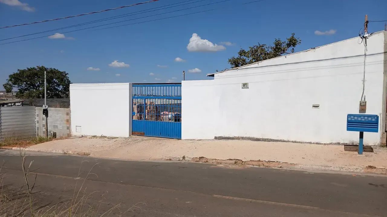 Casa para venda com 150 metros quadrados com 4 quartos - Foto 3