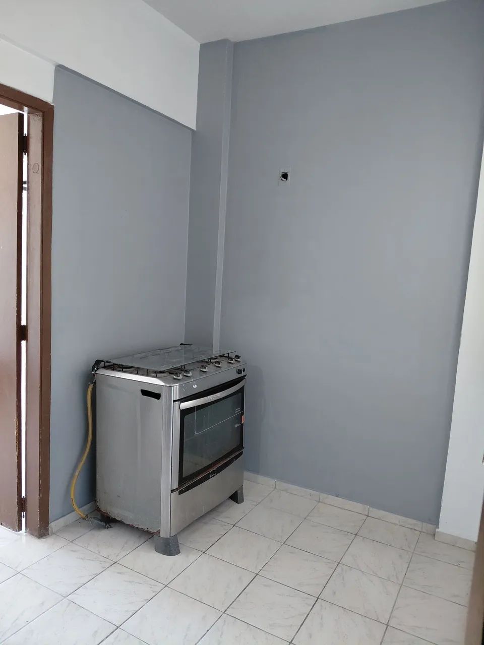 Aluga-se apartamento edificio Nuno Alvarez ( comercio) R$ 1.400,00 - Foto 2