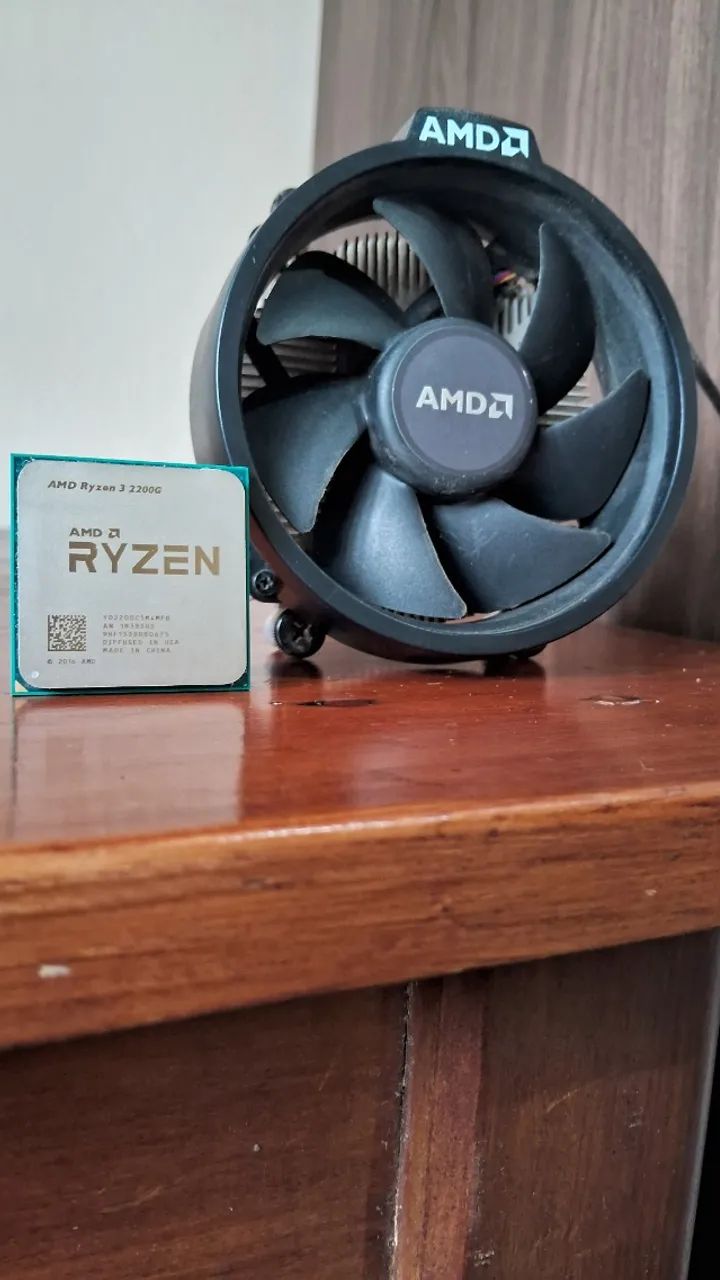 Ryzen 3 2200g + cooler original