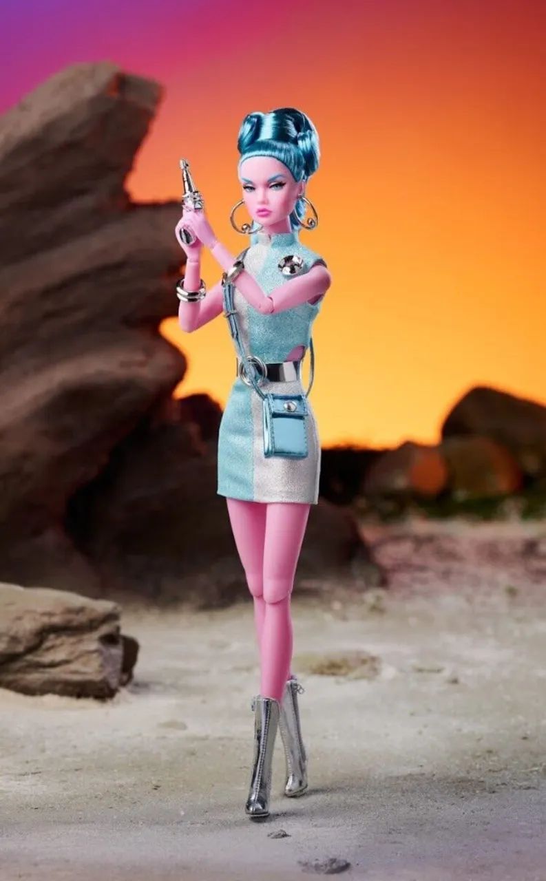 Integrity Toys Stay Tuned Poppy Parker Galaxy Girl - 2022