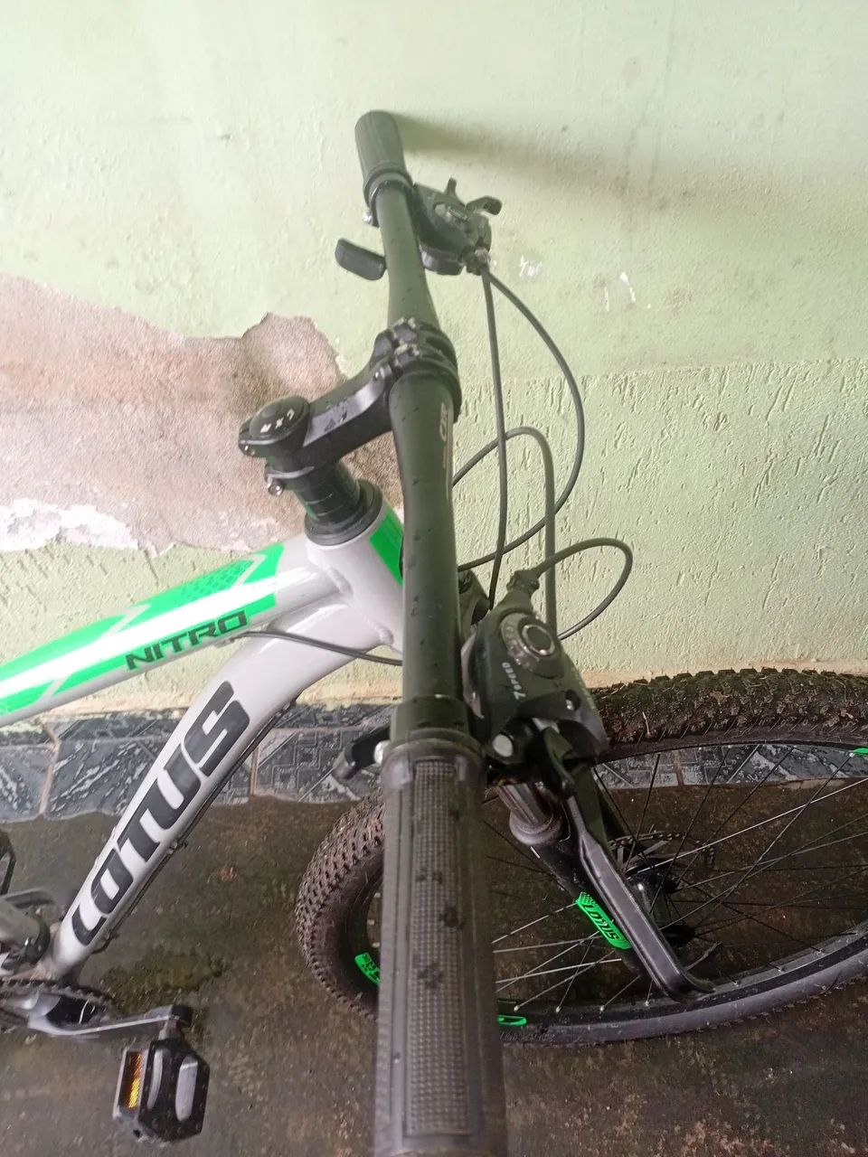 Vendo ou troco bicicleta com nota - Foto 4