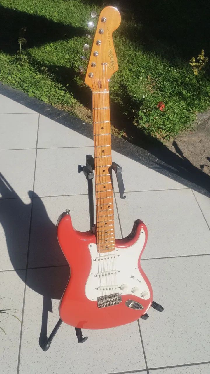 Squier Classic Vibe