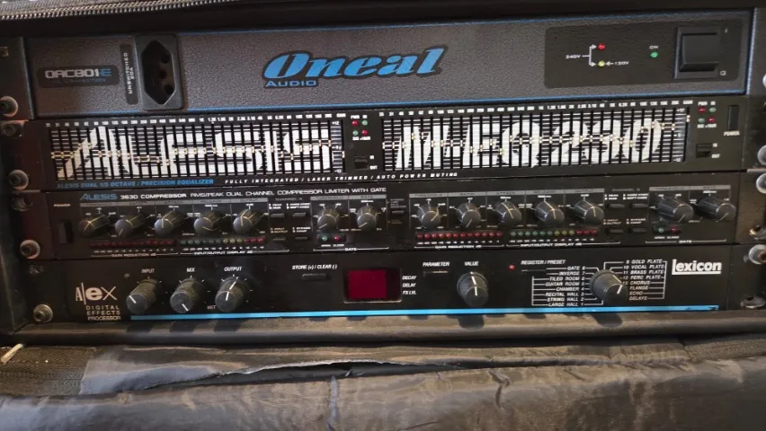 alesis 3630