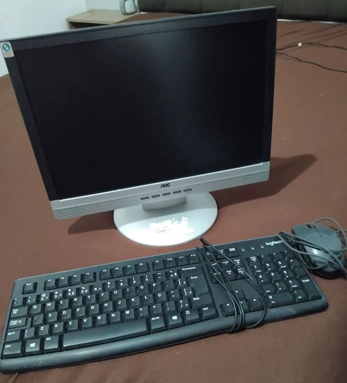 Monitor, teclado e mouse 
