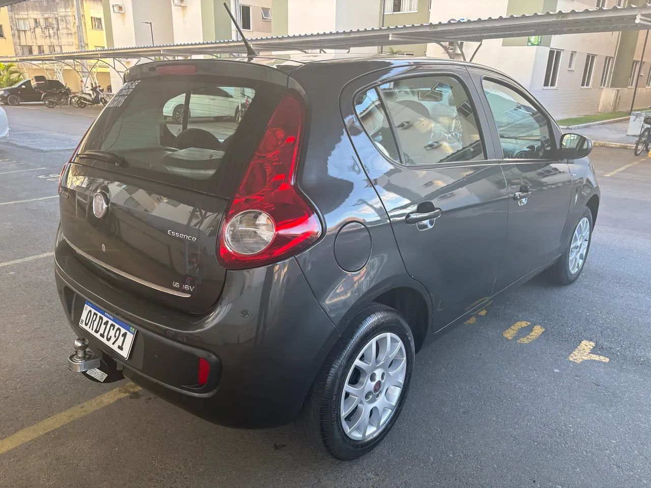 Fiat Palio Essence Dualogic 1.6 Flex 16V 5P 2013 - Foto 4