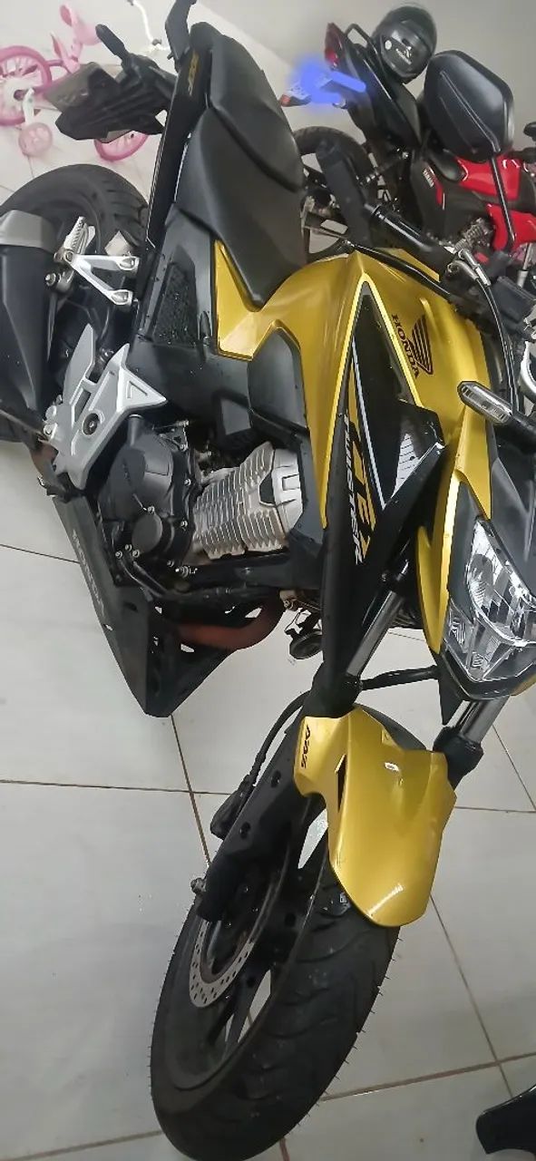 Twister CB 300F - dourada - Foto 2