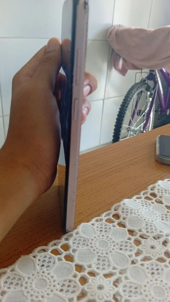 Vende-se um celular moto g53 - Foto 2