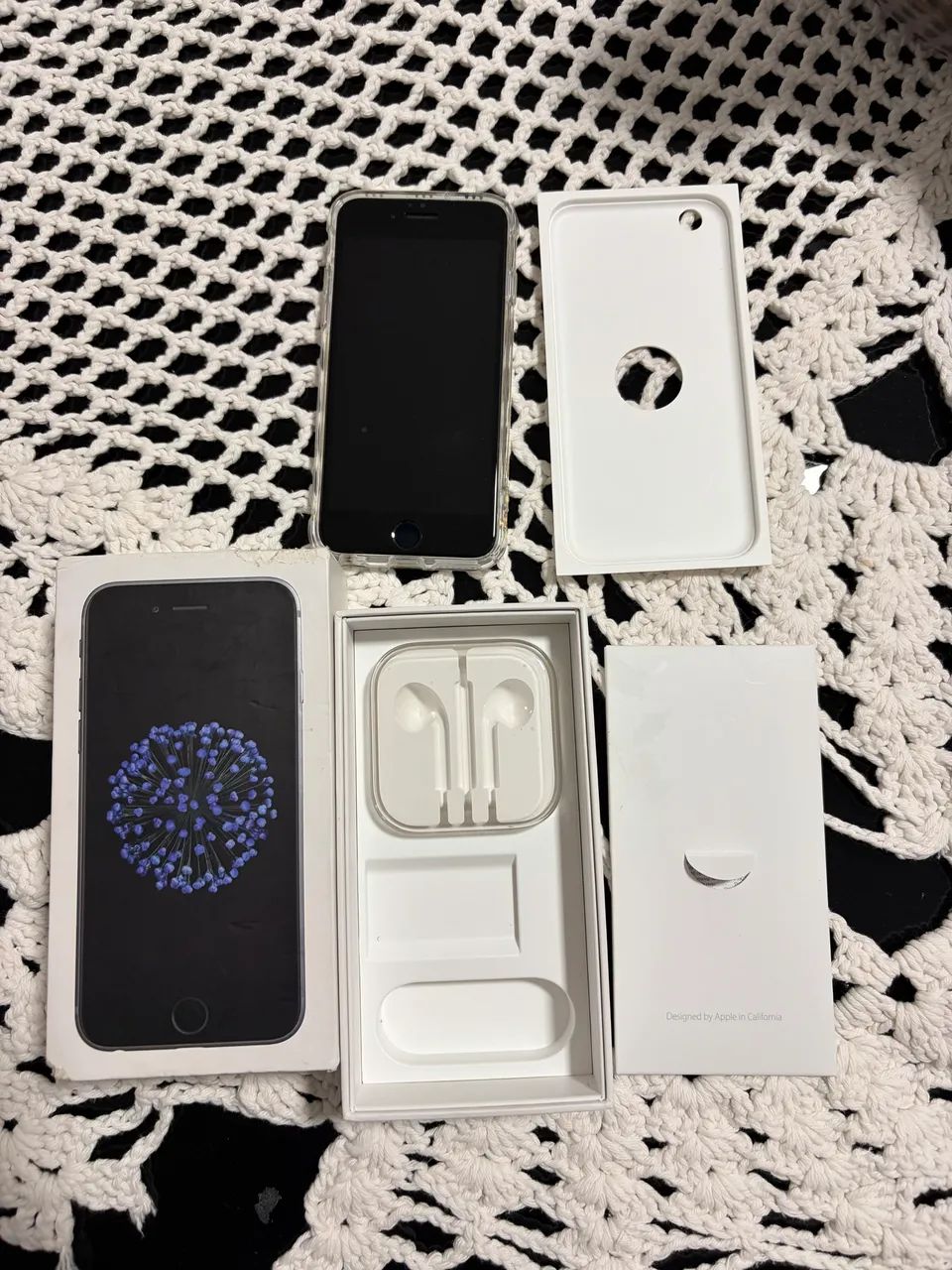 iPhone 6 cinza e preto 