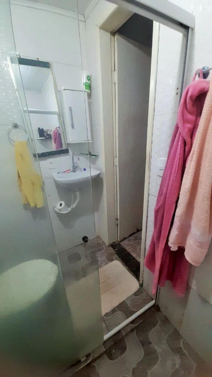 Vende-se casa perto do centro - Foto 4