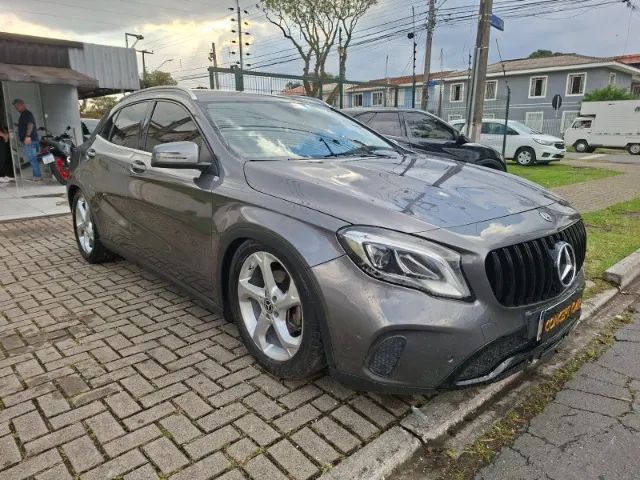 Mercedes-Benz GLA 200 Adv. 1.6/1.6 TB 16V Flex Aut. 2018