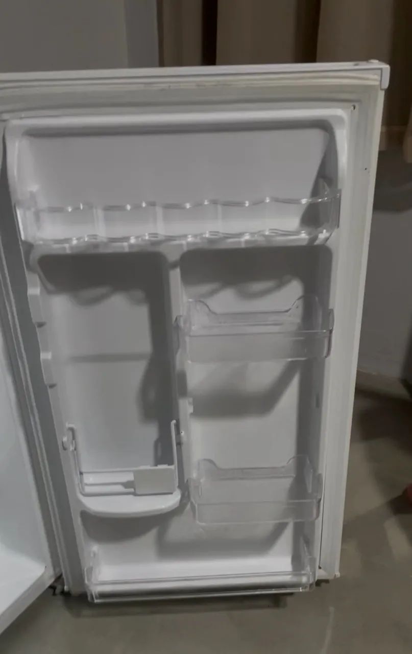 Vende frigobar e cama de solteiro Box  - Foto 2