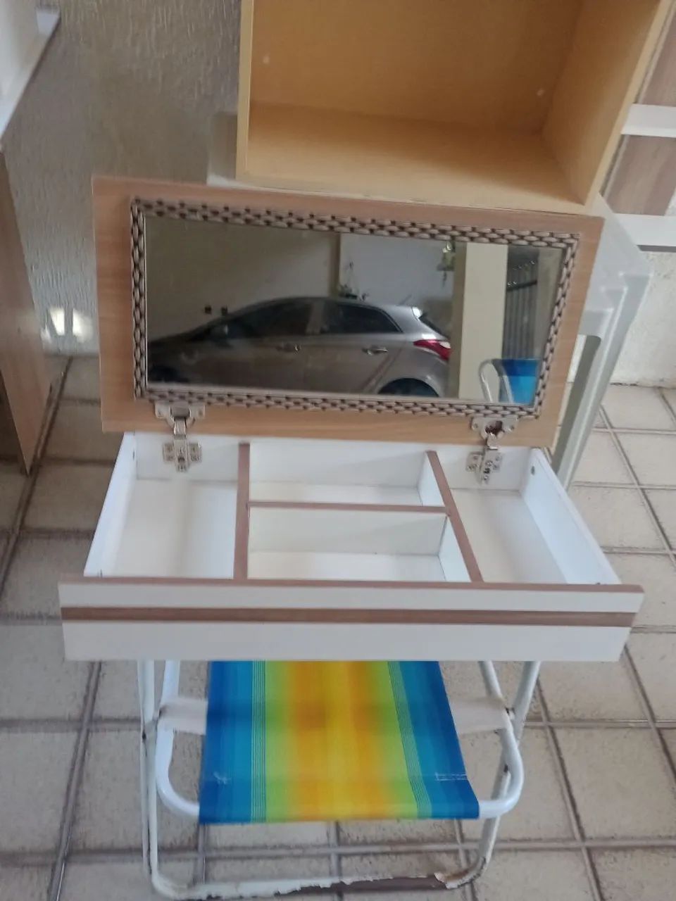 Um pequeno penteadeira camarim  - Foto 3
