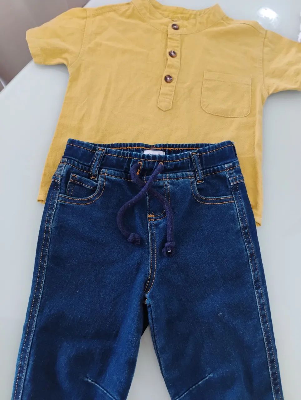 Camisa Manga Curta com Bolso e Botões - Foto 2