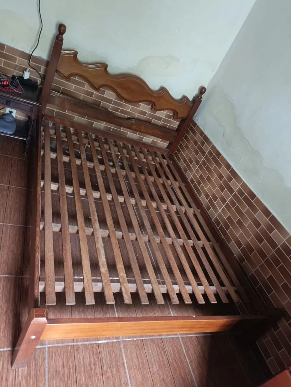 Cama de casal de madeira - Foto 3