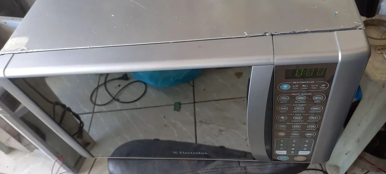 MICROONDAS ELETROLUX 31 LITROS