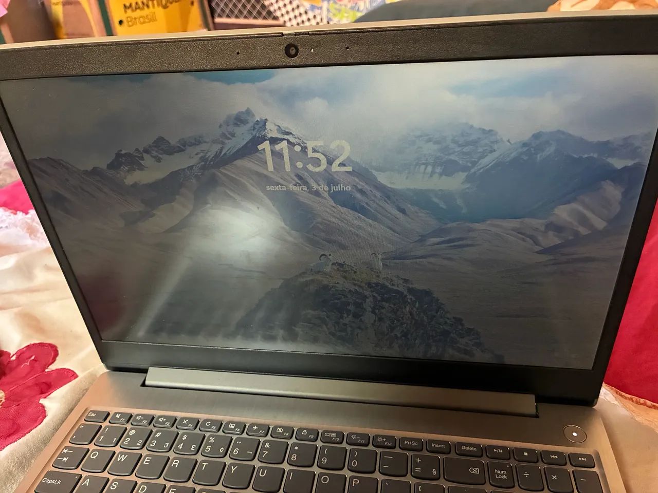Notebook Lenovo semi-novo