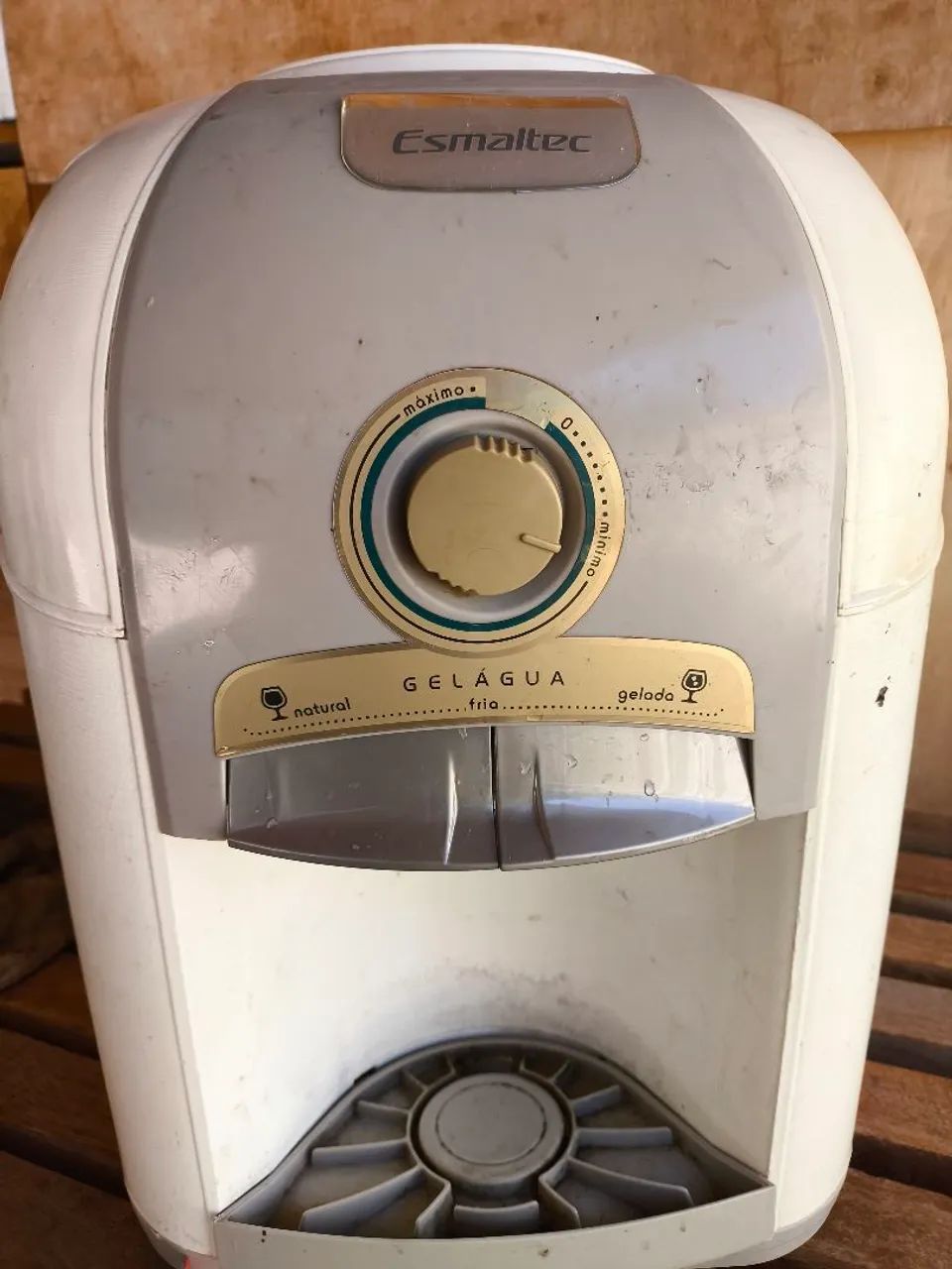 Geladeira galão para 20litros compressor  - Foto 3
