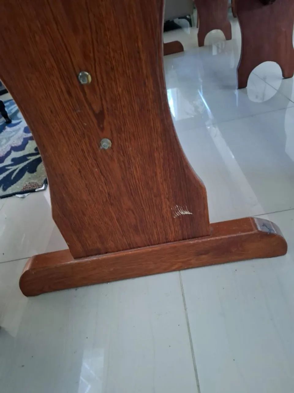 Mesa e bancos de madeira angelim  - Foto 4