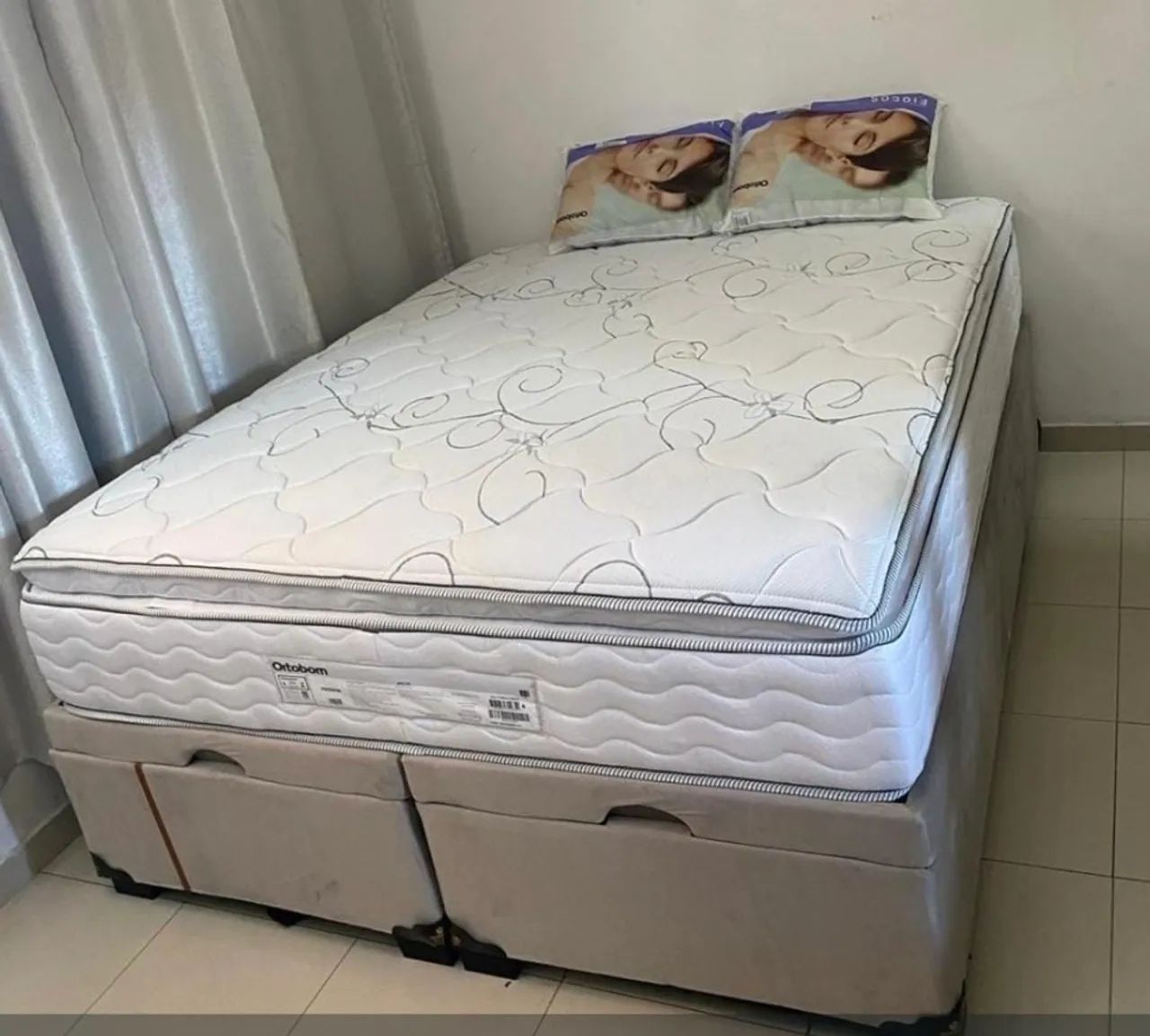 Baú e colchão casal molas ensacadas Ortobom  - Foto 2