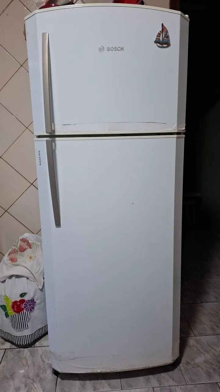 Vendo geladeira pra concerto