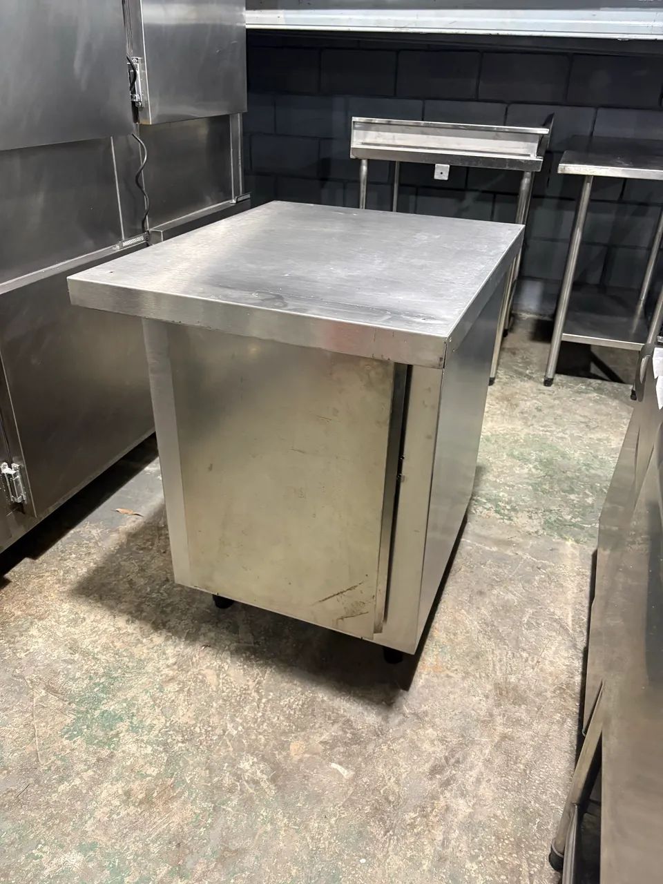 Bancada de Inox com Armário Elvi (Aceito Cartão) 