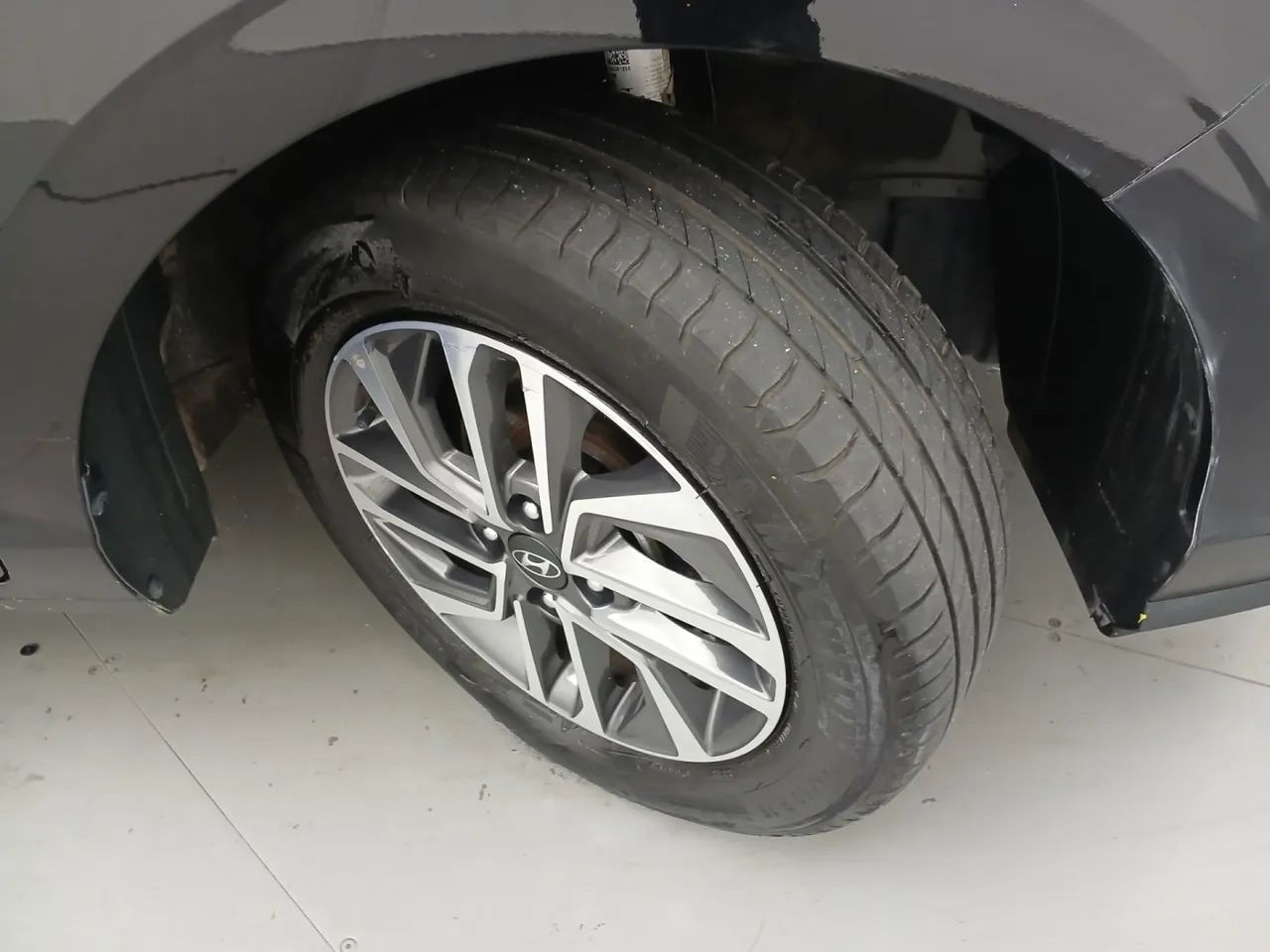 Hyundai HB20 Limited 1.0 Flex 12V Mec., foto 13 de 18