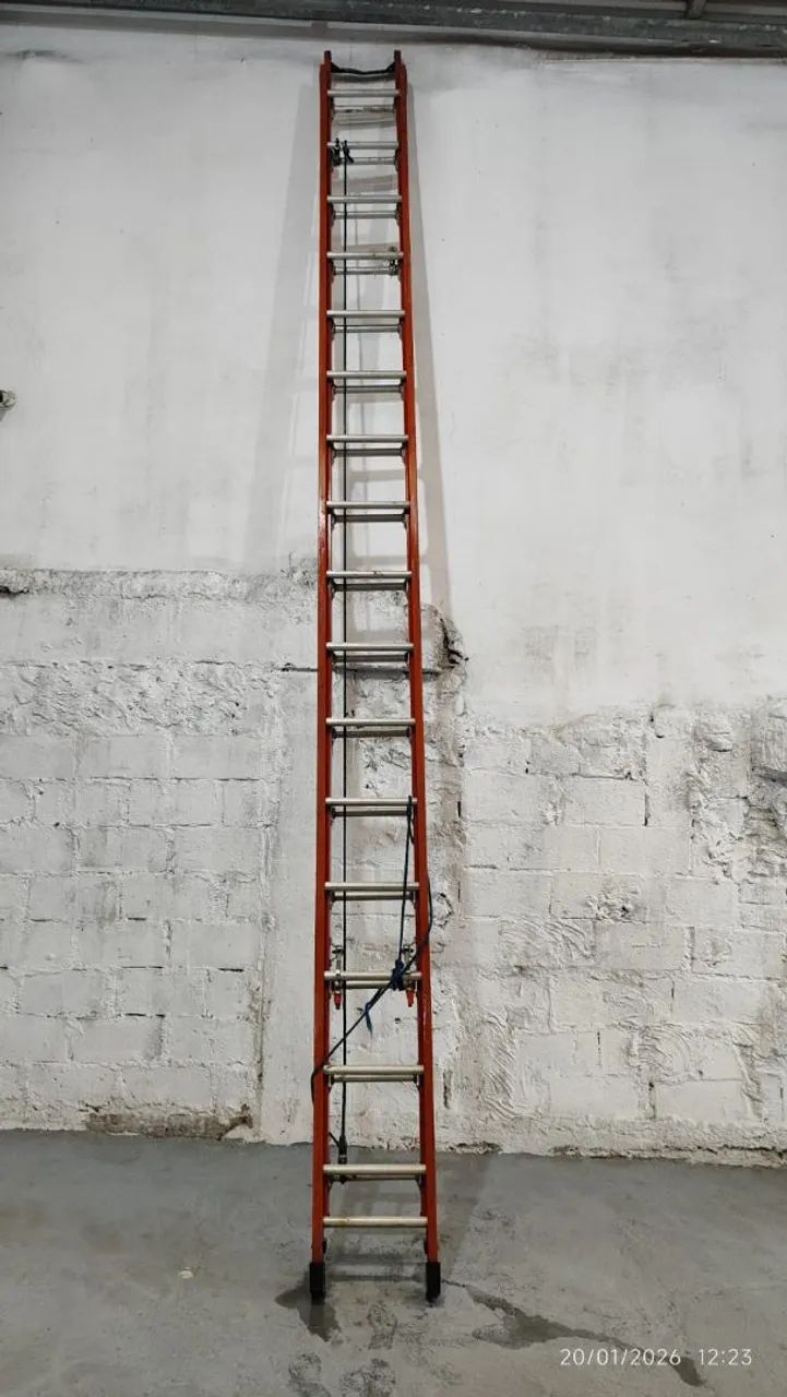 10-Meter Ladder with 10-Meter Extension