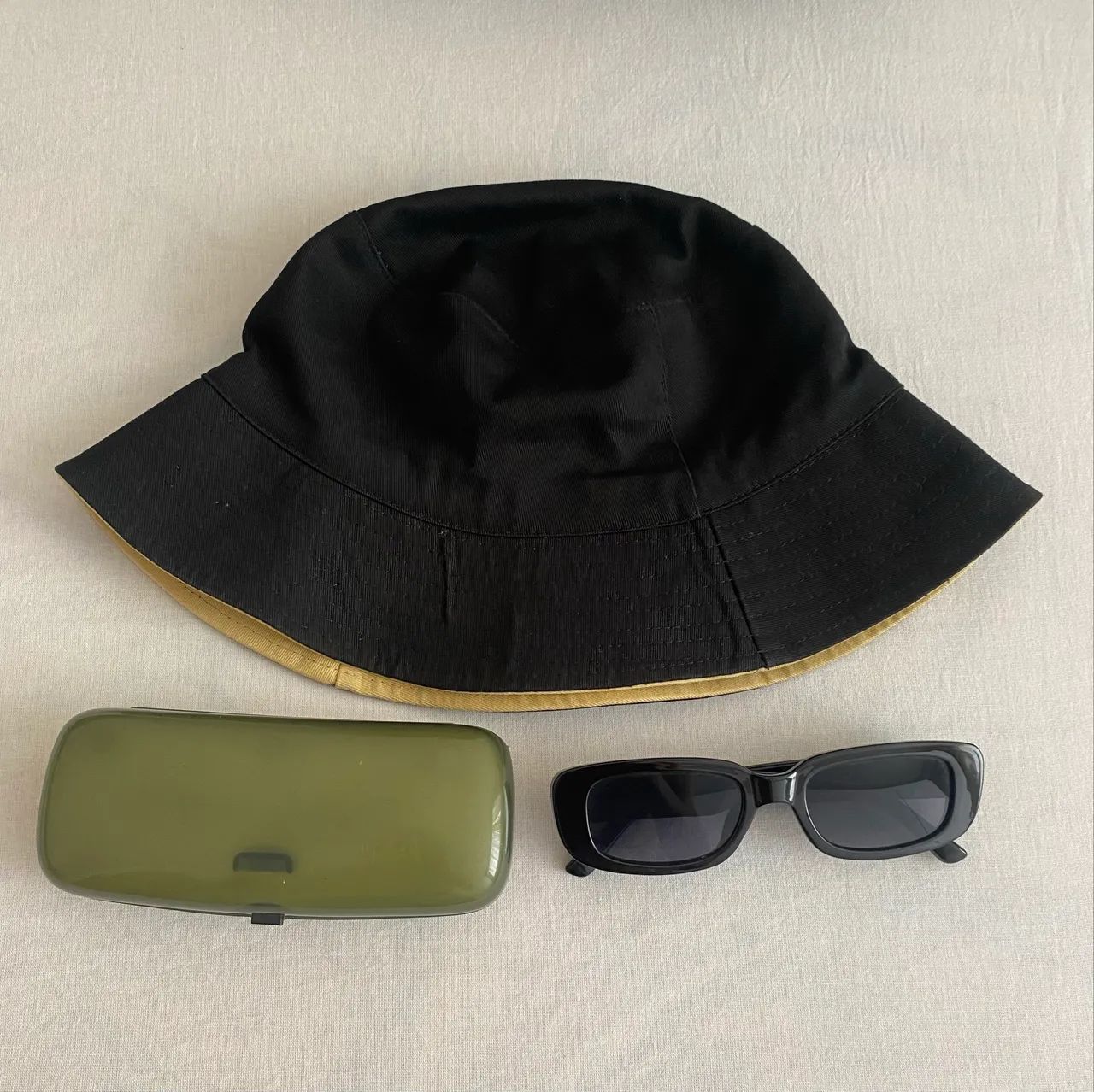 Bucket e óculos de sol  - Foto 3