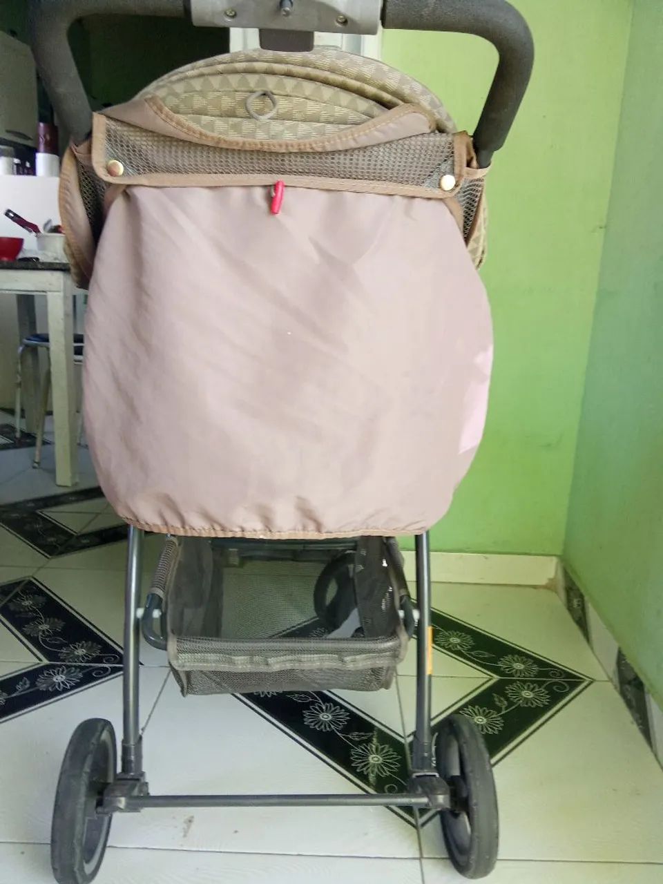 Vende-se carinho de bebê  - Foto 6