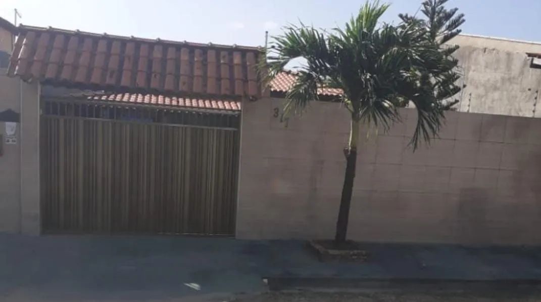 Casa /Condomínio 