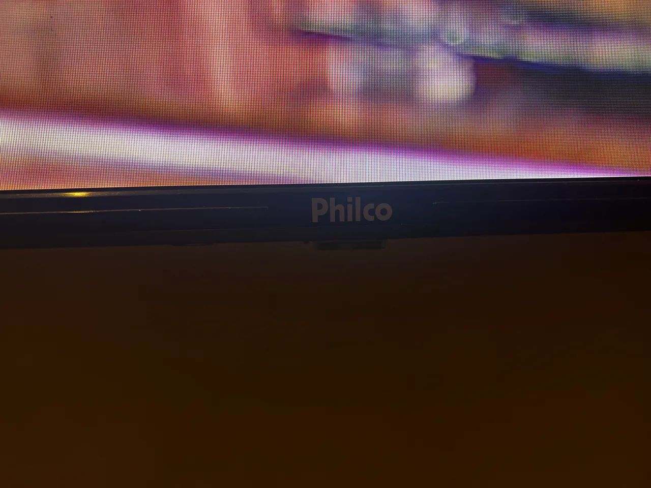 VENDO TV PHILCO 43 polegadas. 