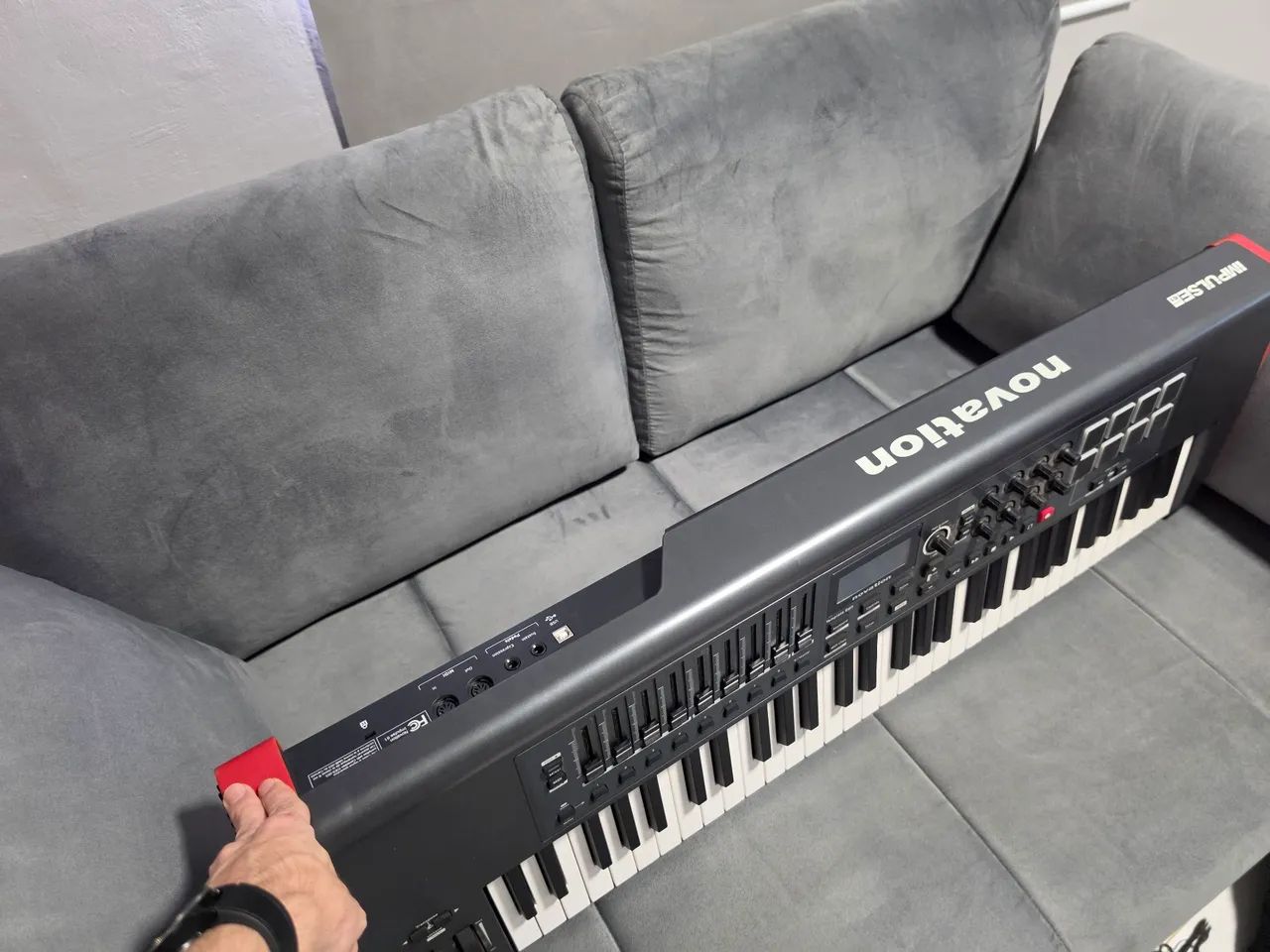 Teclado Controlador Novation Impulse 61 - Instrumentos musicais