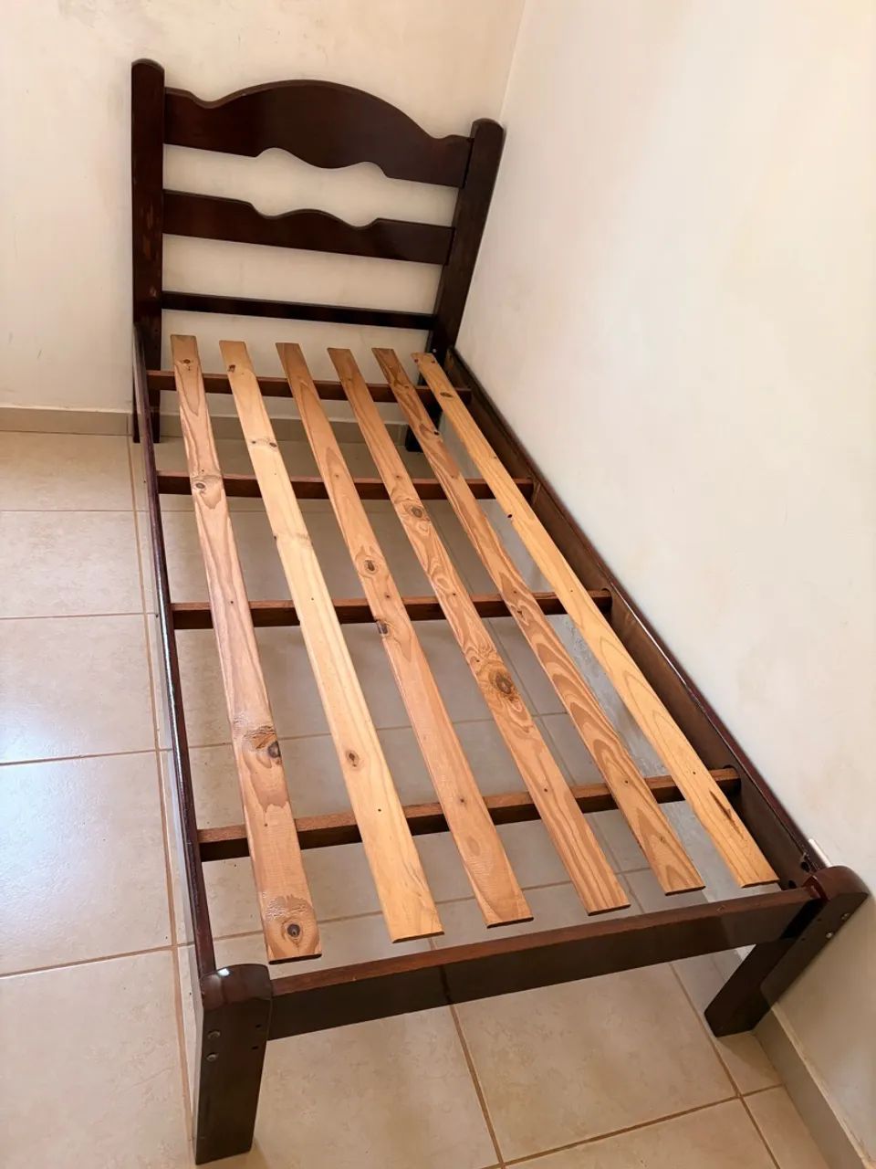 Cama Solteiro - Madeira Reforçada 