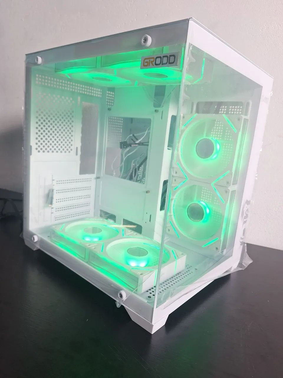 Gabinete Grood + 6 Fans ARGB + Controladora ARGB<br> - Foto 3