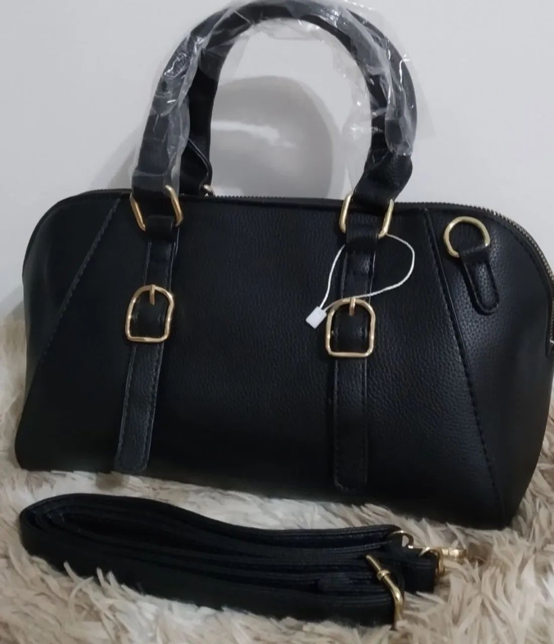 Bolsa maravilhosa, elegante, nova, preta.