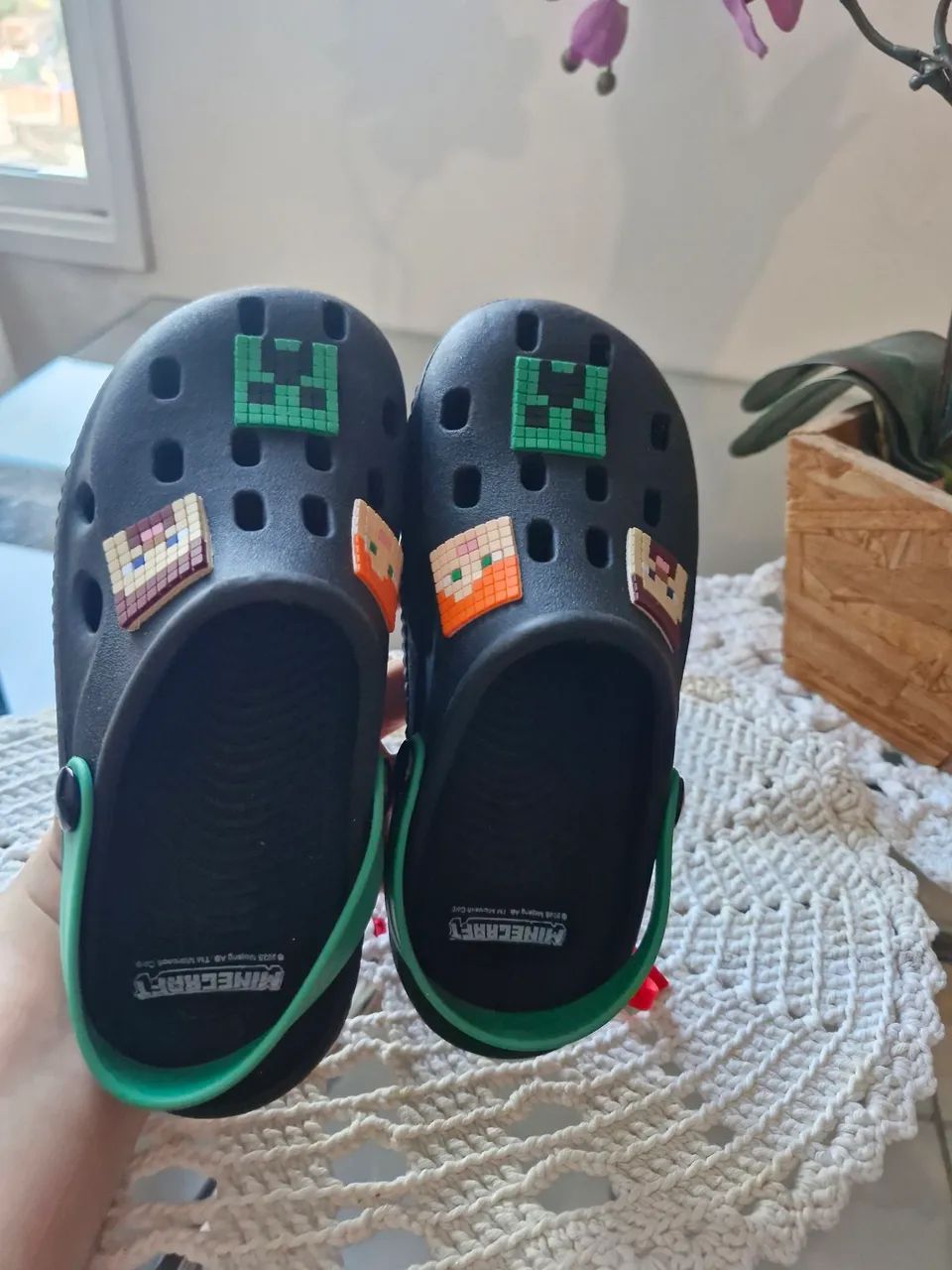 Sandália Crocs Minegraft - Foto 3