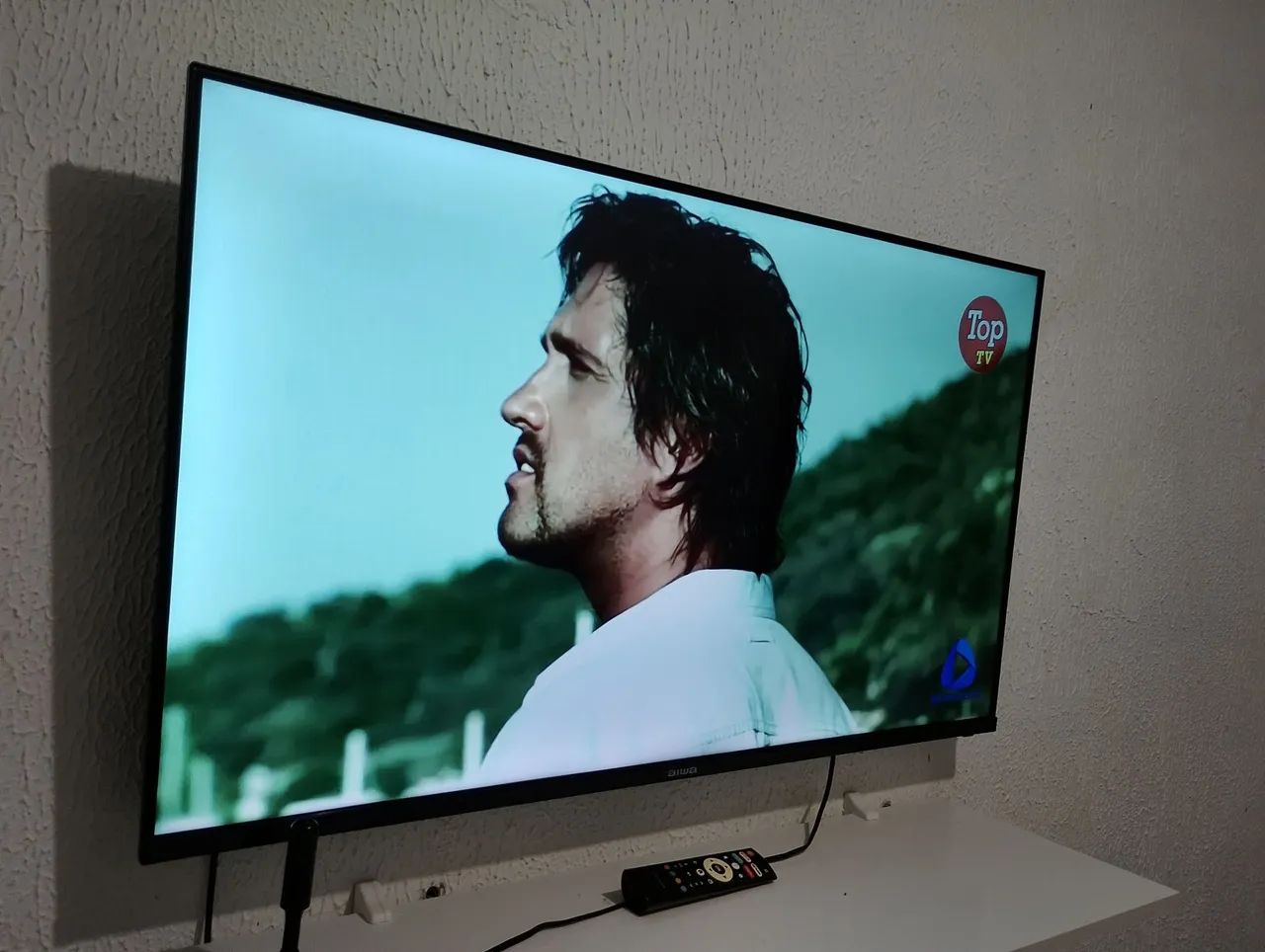 Vendo smart TV Aiwa 43 polegadas  - Foto 2