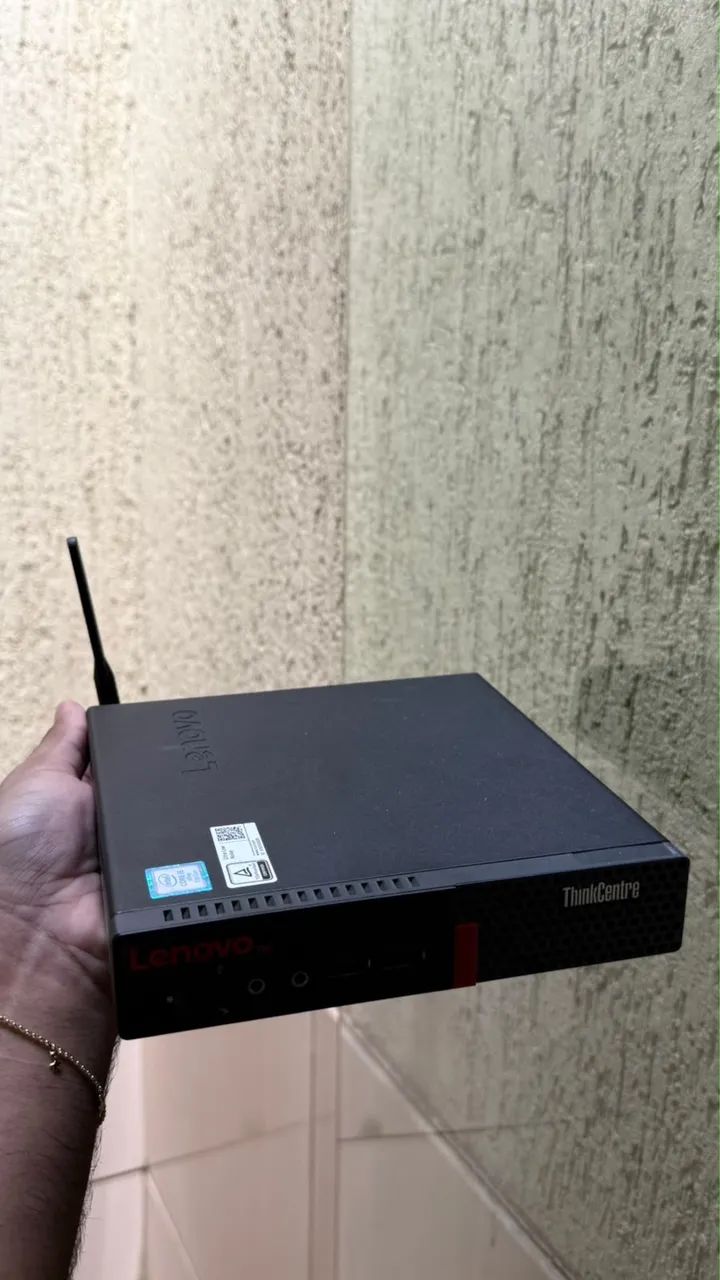 Computador Lenovo compacto ThinkCentre 