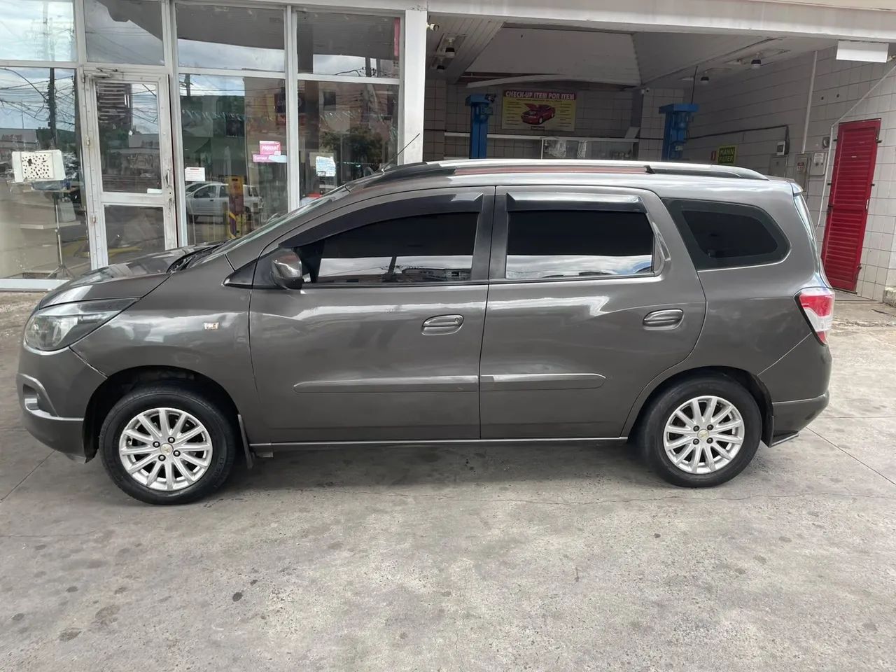 Chevrolet Spin SPIN LT 1.8 8V Econo.Flex 5p Aut. 2014