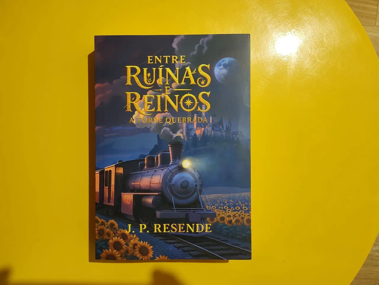 Entre Ruínas e Reinos. A Torre quebrada.